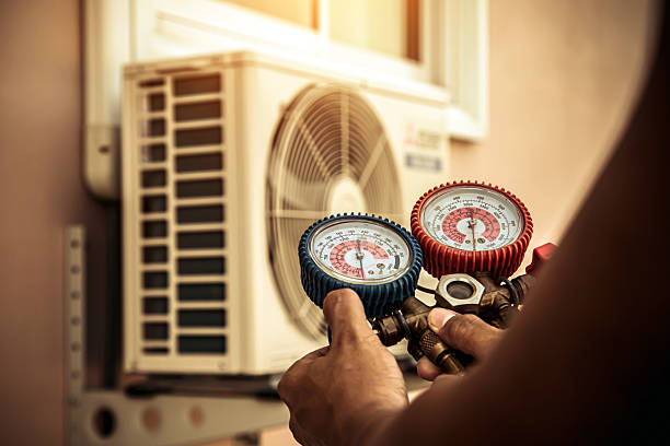 Professional Hvac technician working in Columbus, WI